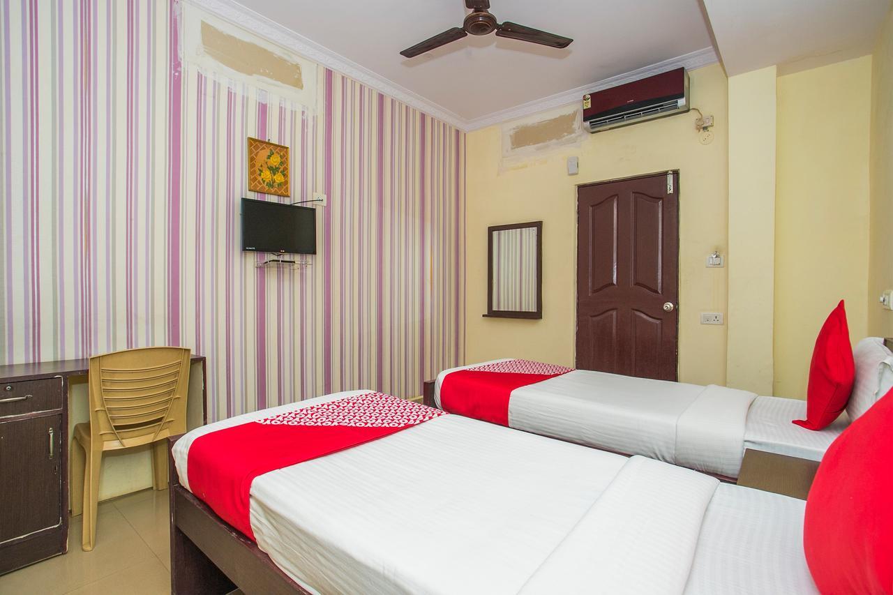 Hotel Venkat Presidency Бангалор Екстериор снимка